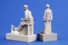 F72382 Zetor 25 Тракторист і сільський хлопець 1/72