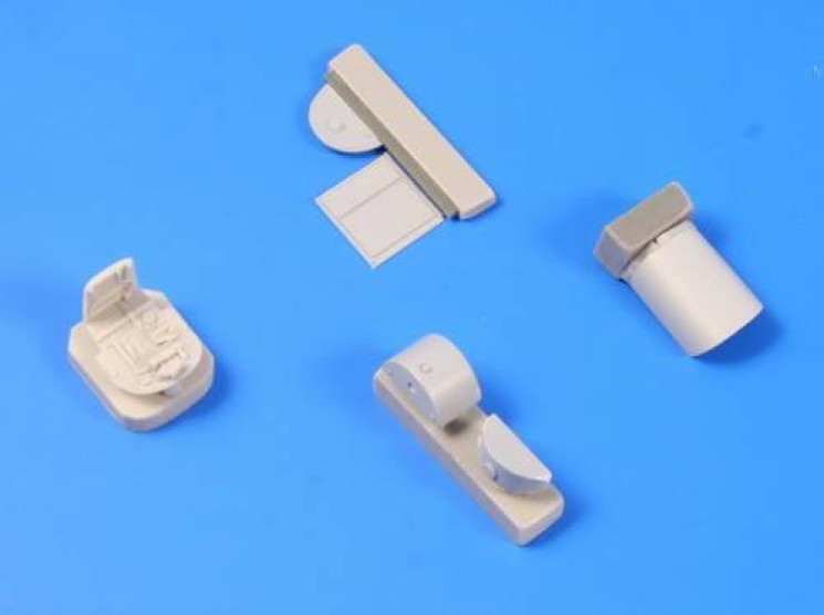 129-7247 Spitfire PR Mk XIX - Oil tank 1/72
