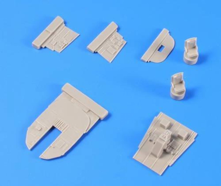 129-7233 B-24 Liberator - navigator's compart. set 1/72